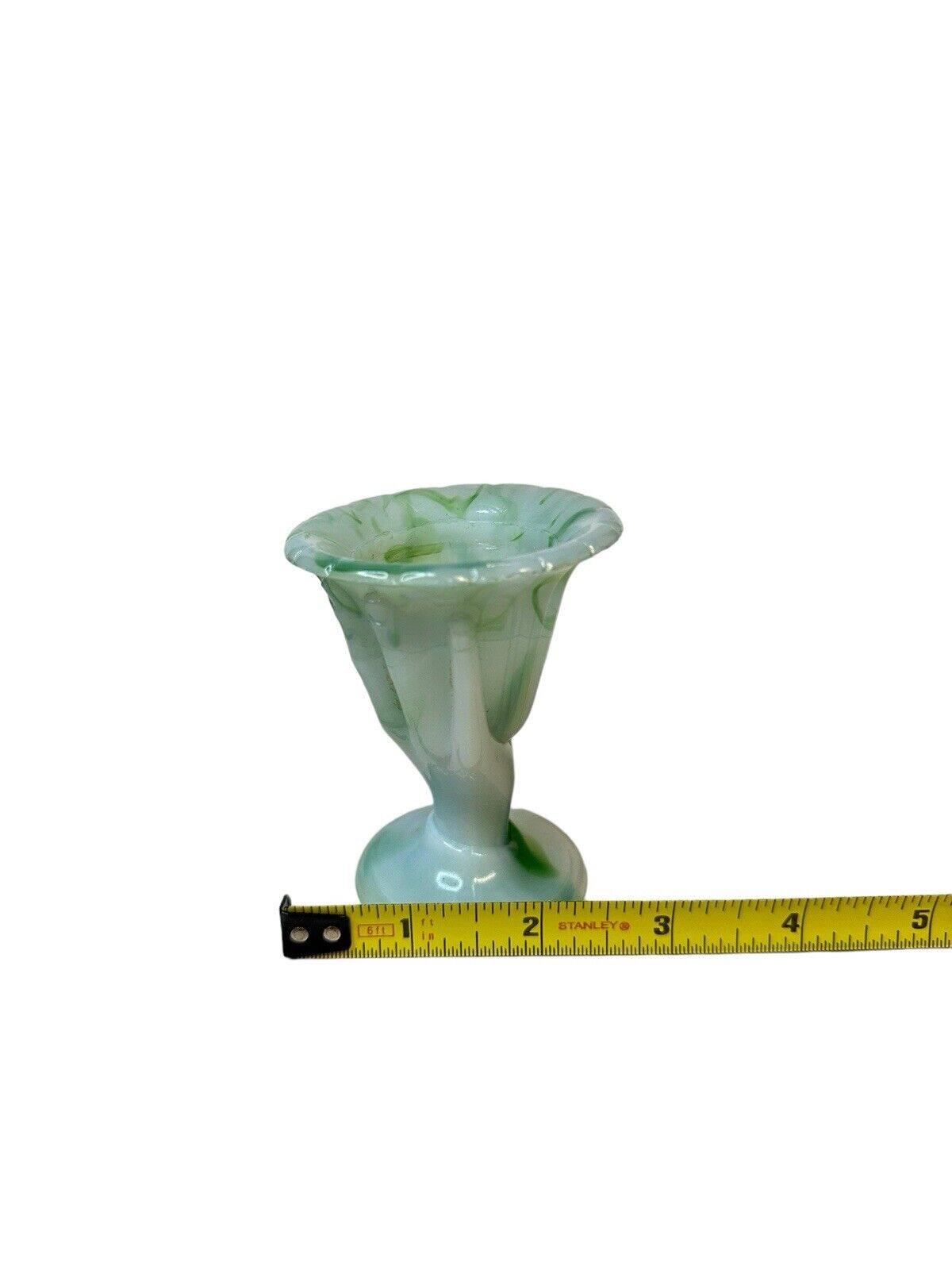 Vtg 1940 Akro Glass Agate Beggars Hand #766 Green & White Slag Glass Miniature Vase