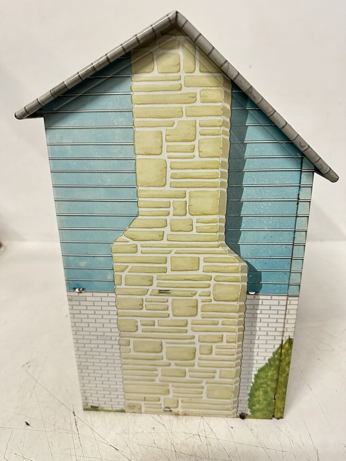 Vtg 1950 Marx Dollhouse Tin Metal Litho Colonial Doll House 18” X 14” X 8”
