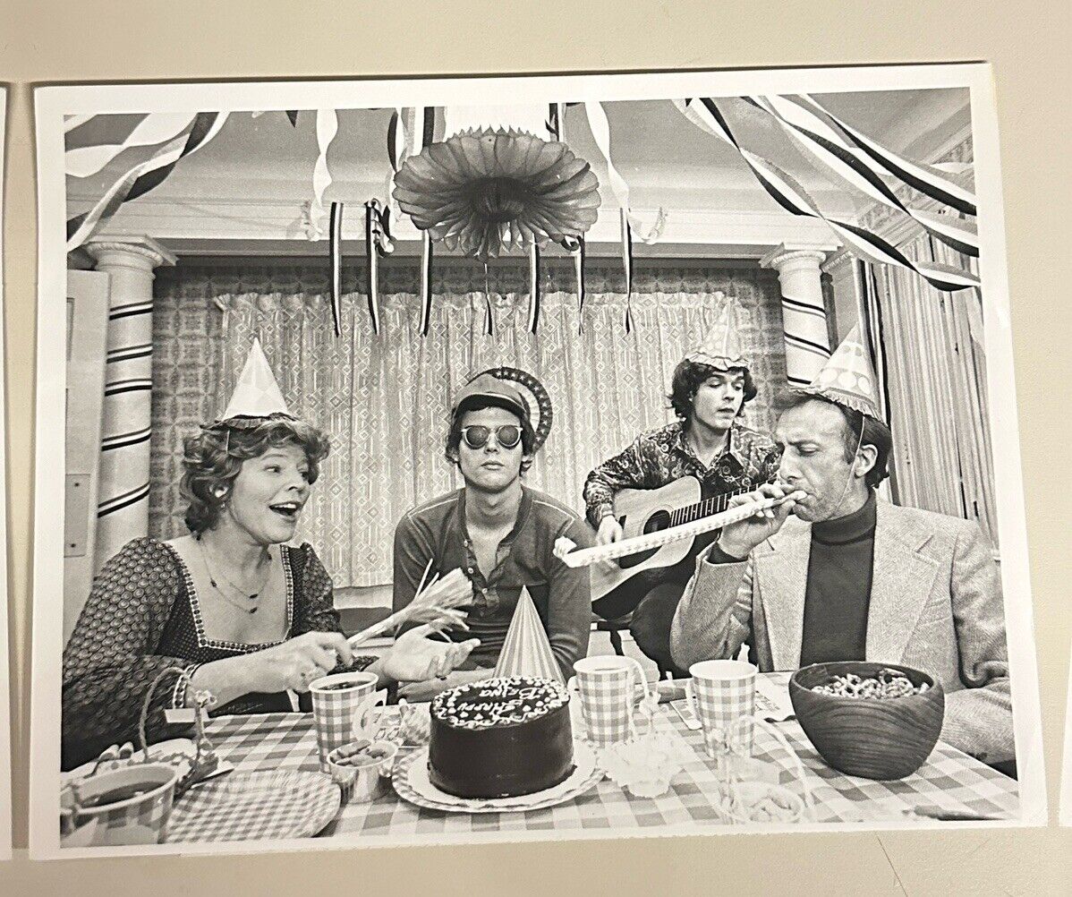 1973 Press Release Photo Cast Of CBS Show Sticks and Bones 7” x 9”