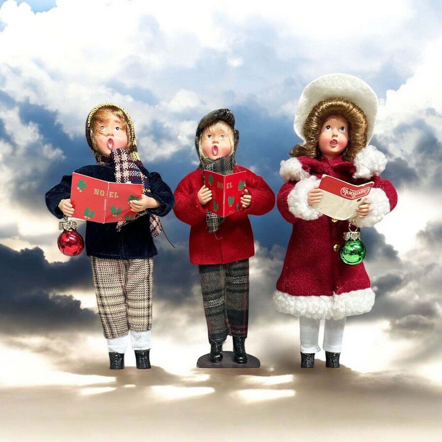 Carolers 3 Promax Christmas Carolers 9”
