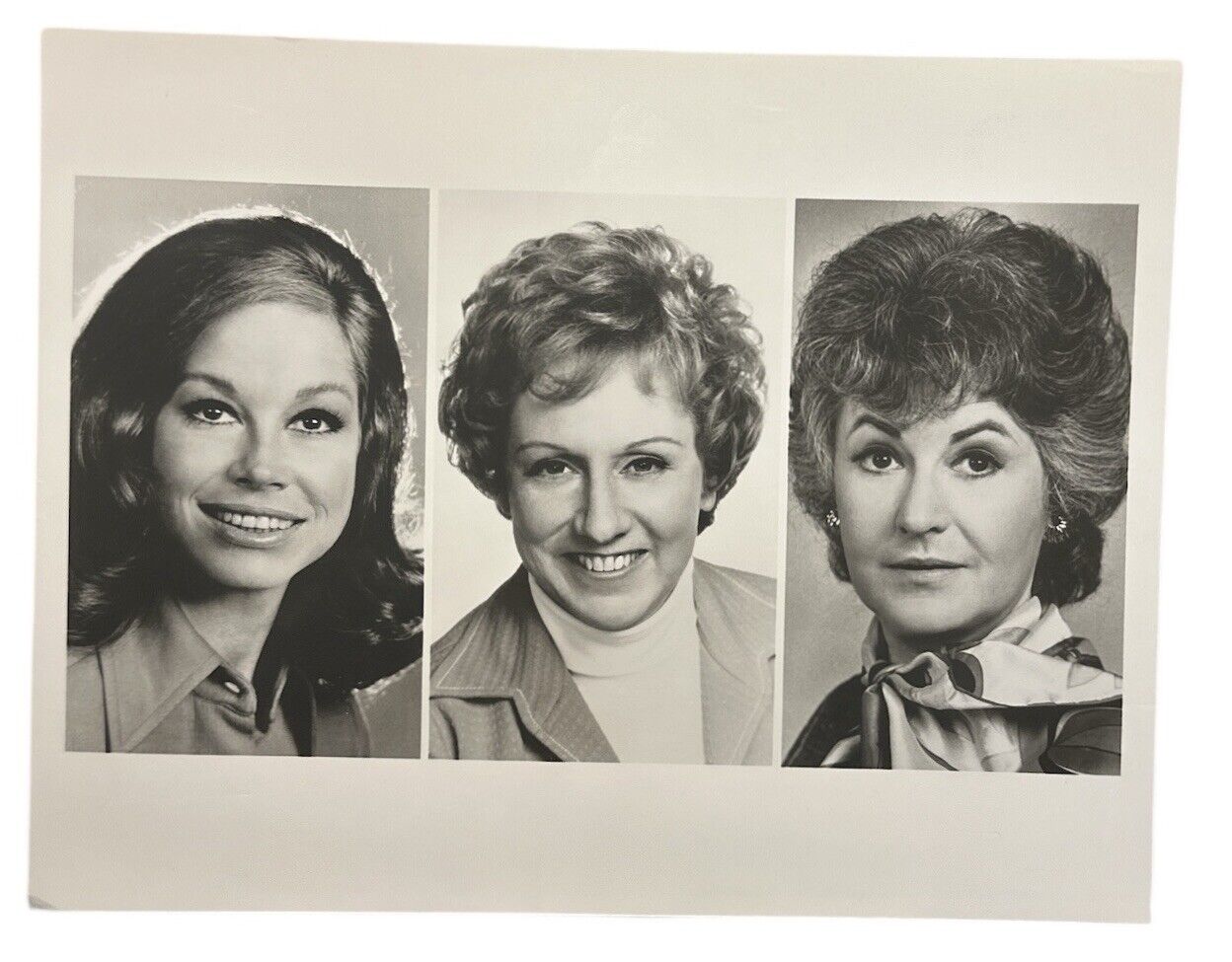1973 25th Annual Emmy Awards Press Release photo Leading Women Actress Category