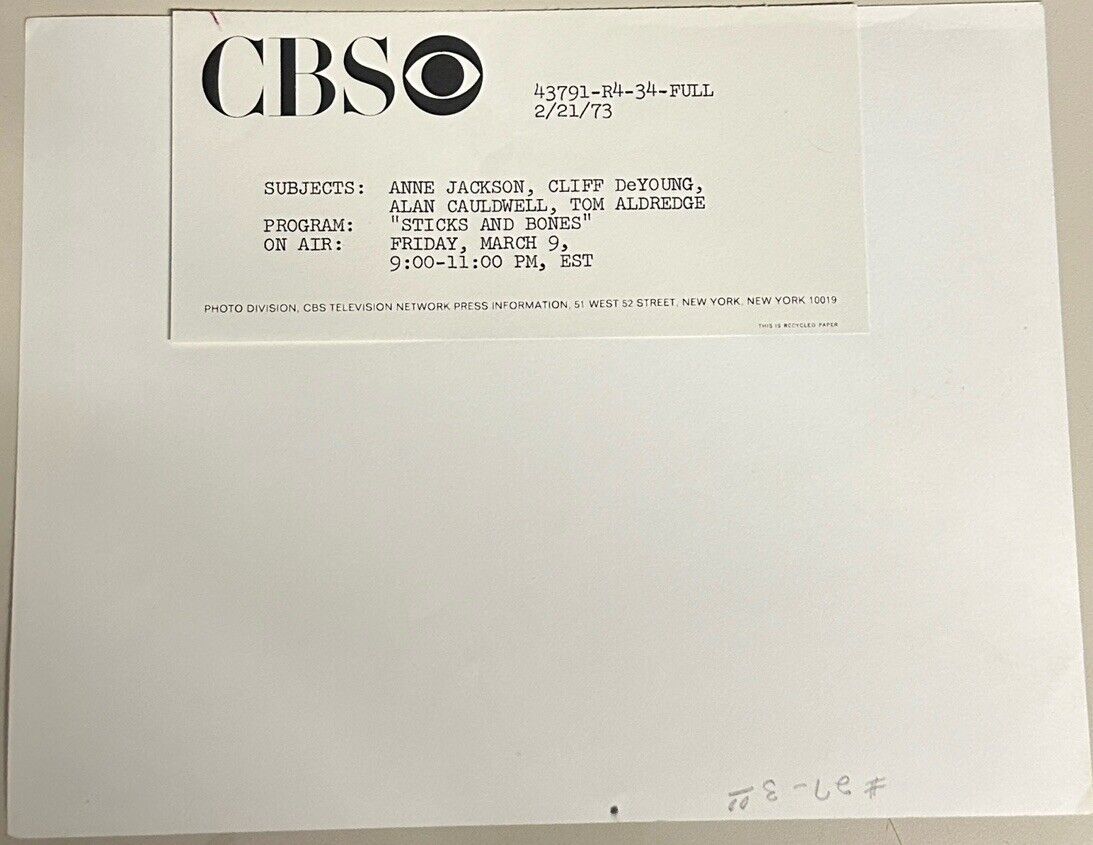 1973 Press Release Photo Cast Of CBS Show Sticks and Bones 7” x 9”