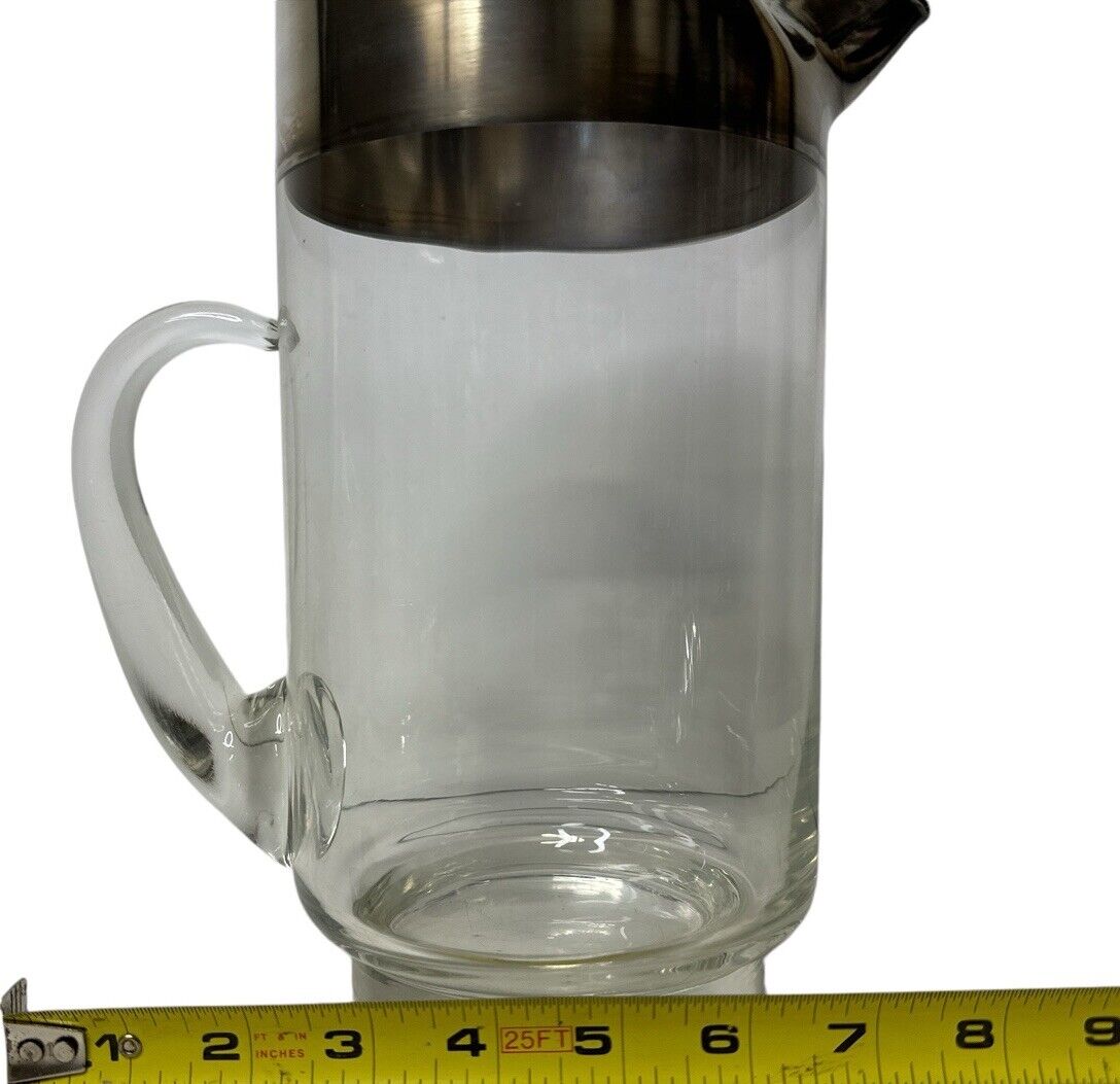 Dorothy Thorpe Silver Band Rim Glass Pitcher Beautiful MCM Bar Pitcher 9.5” Tall