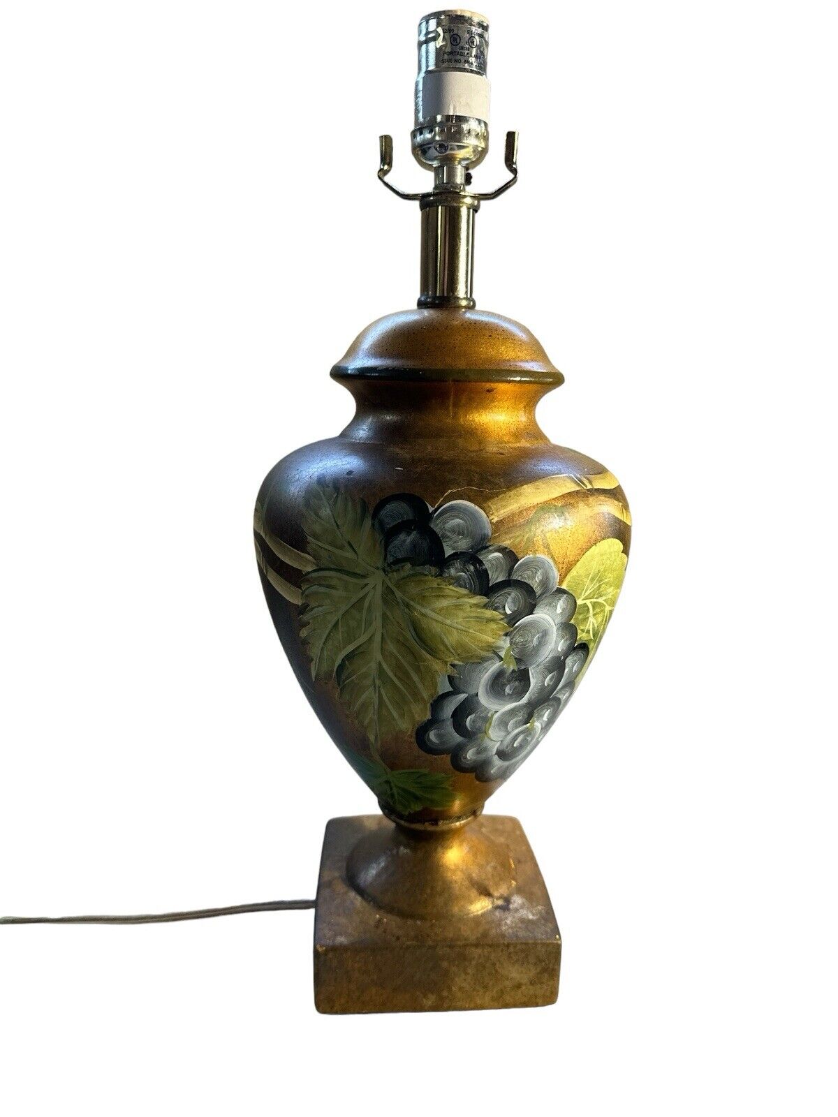 vintage Italian style Hand Painted Grape Vine Decor Ceramic Lamp