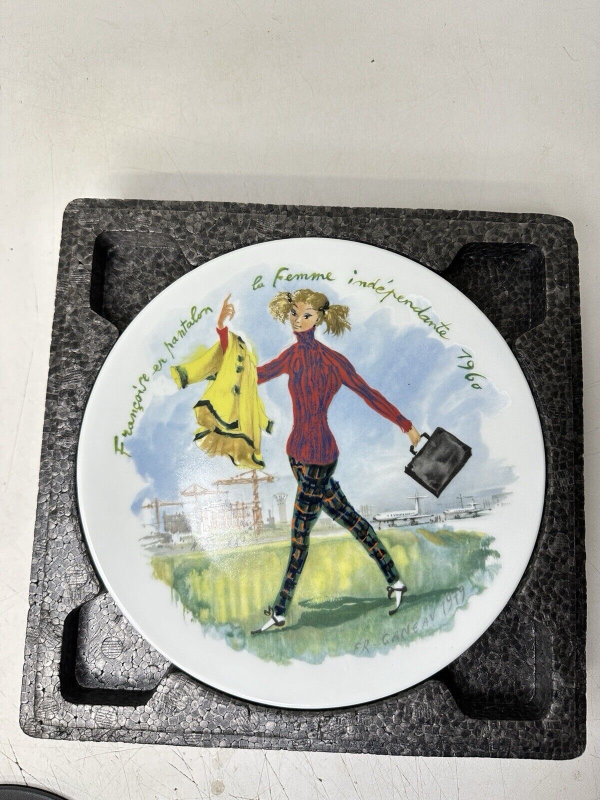 D'Arceau Limoges Women of the Century Premier Ed THE Independent Woman 1960 +COA