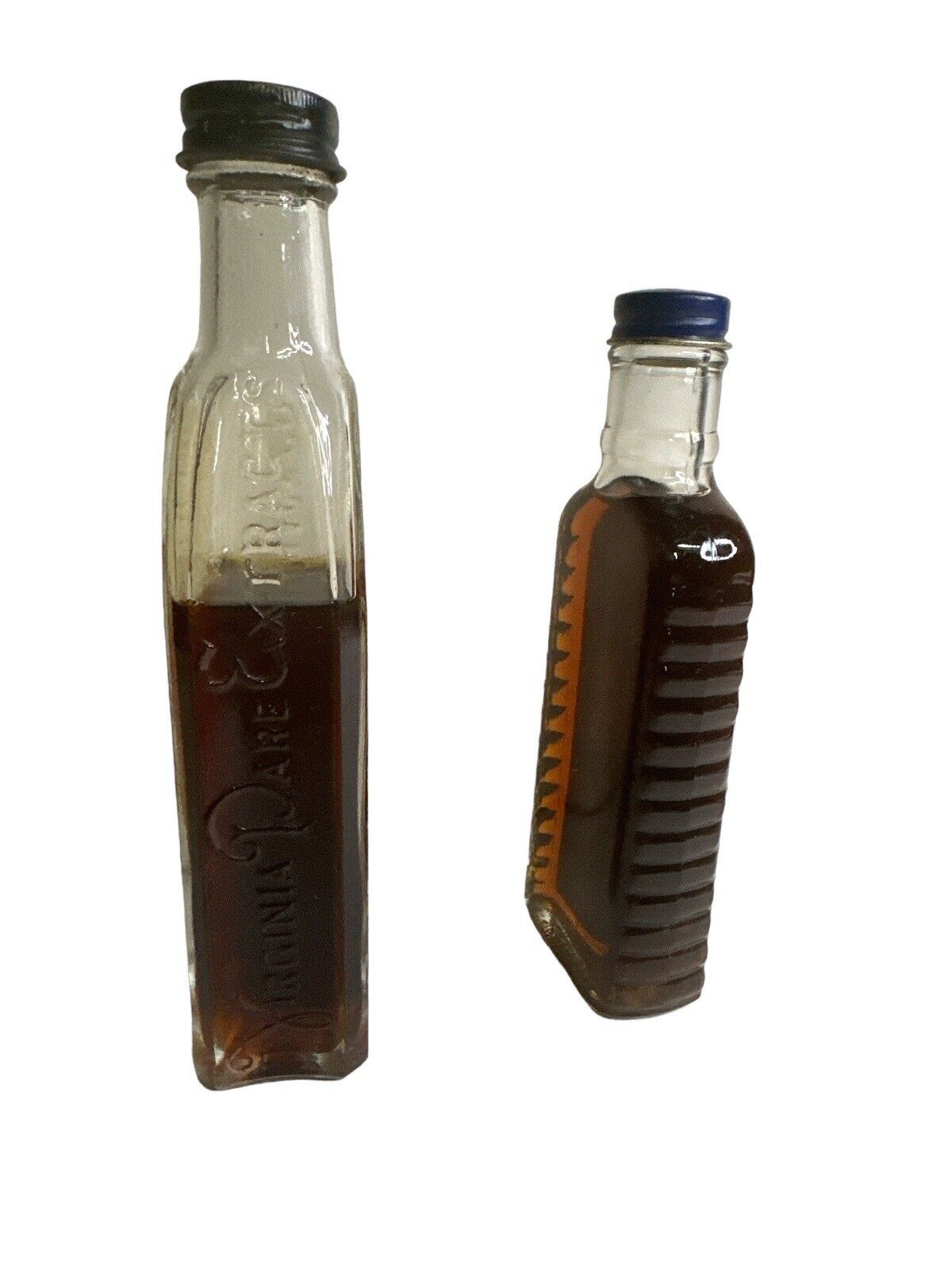 Antique Vtg Virginia Dare & Sauer’s Extract Genuine Rum Sauce Glass Bottle’s