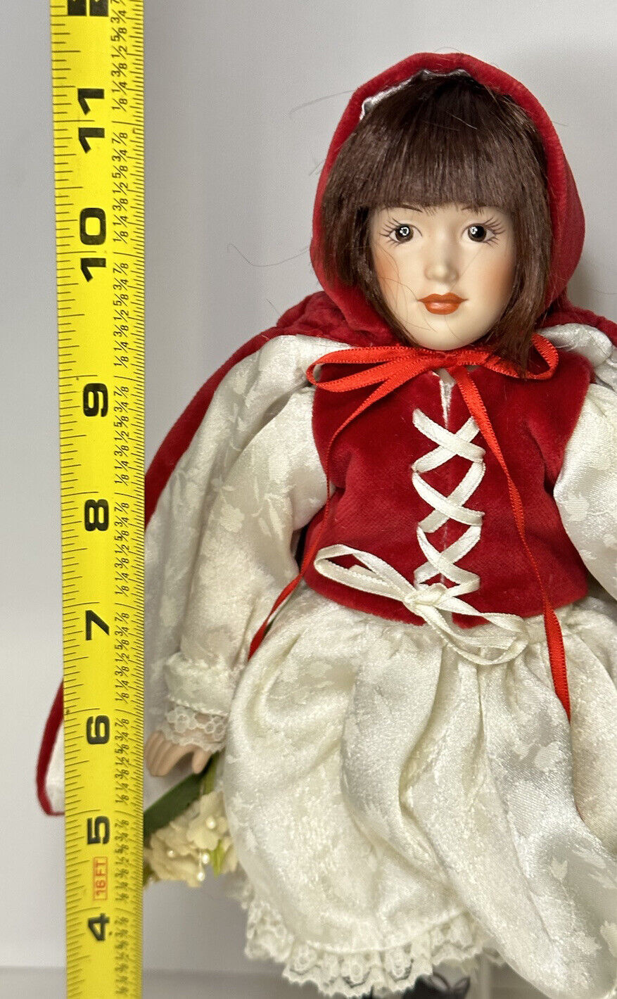 Vtg Franklin Mint Porcelain Doll 11.5" tall Little Red Riding Hood
