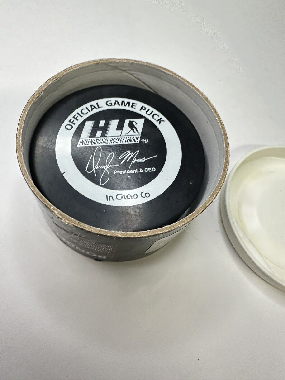 Official Game Puck Milwaukee Admirals Vintage Hockey IHL Original Packaging Vtg