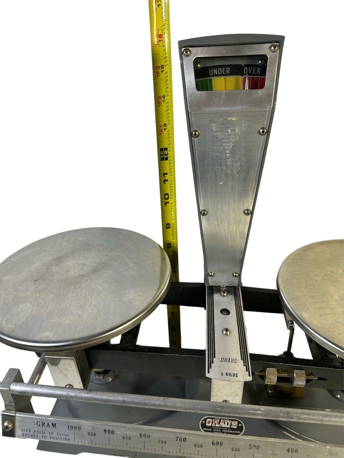 Vtg Antique Ohaus 5 Kilos Over Under Balance Scale Working Made In NJ USA