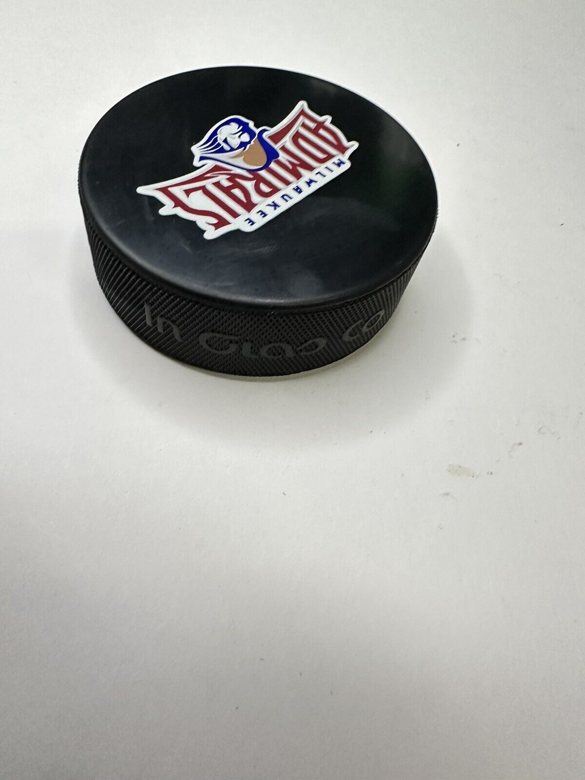 Official Game Puck Milwaukee Admirals Vintage Hockey IHL Original Packaging Vtg