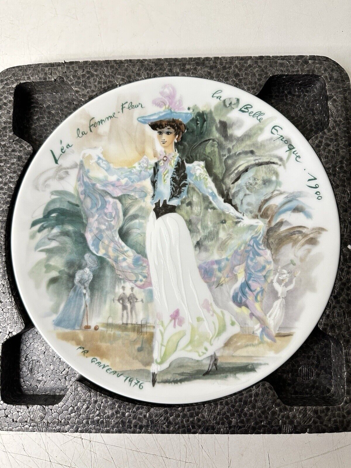 Henri D'Arceau Limoges Lea La Femme Fleur 1900 Collector's Plate Vtg 1976