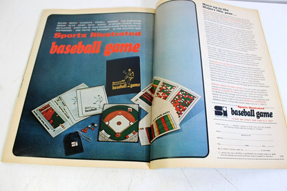 Sports Illustrated Magazine May 24, 1971 Liquori Grins-and Wins